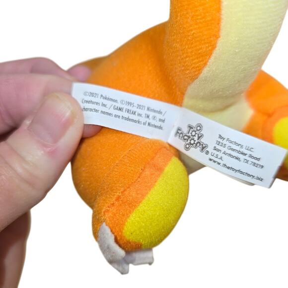 3 Pokeballs, 3 Mini Figures, 3 Plus Pokemon, Great Condition Surprise Attack - Picture 4 of 4